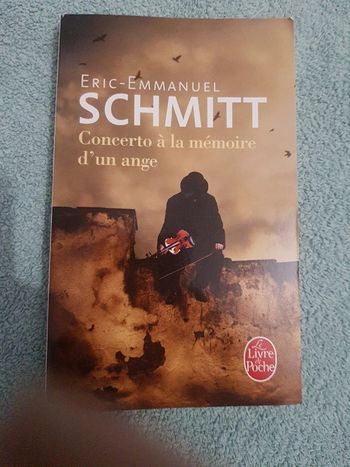 Livre  Concerto à la mémoire d un ange d Eric Emmanuel Schmitt