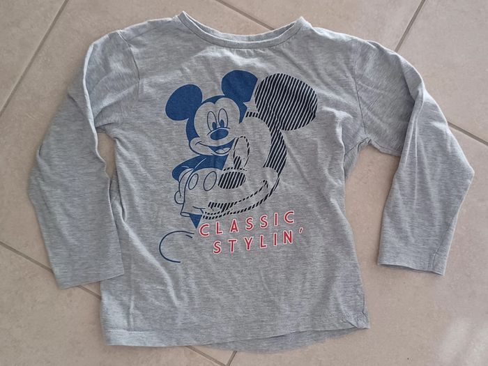 Tee-shirt Mickey manches longues 6 ans