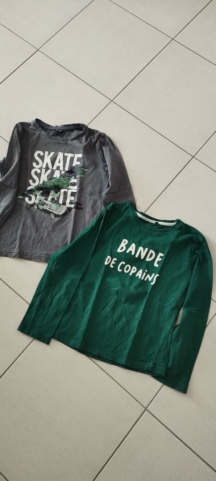 Lot teeshirt ML 8 ans