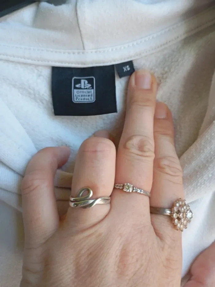 Pull PlayStation - photo numéro 2