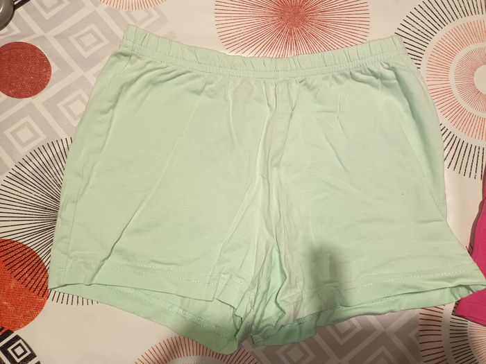 Lot 3 shorts élastiques 👧 taille 6 ans - photo numéro 3