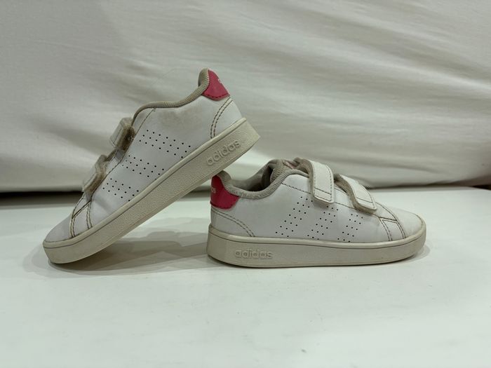 Baskets fille adidas taille 26