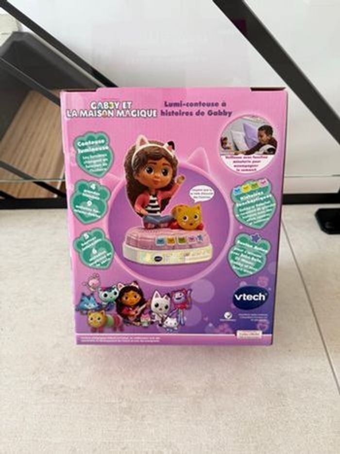 Gabby et la maison magique lumi conteuse à histoire - photo numéro 3