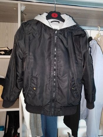 Manteau a capuche