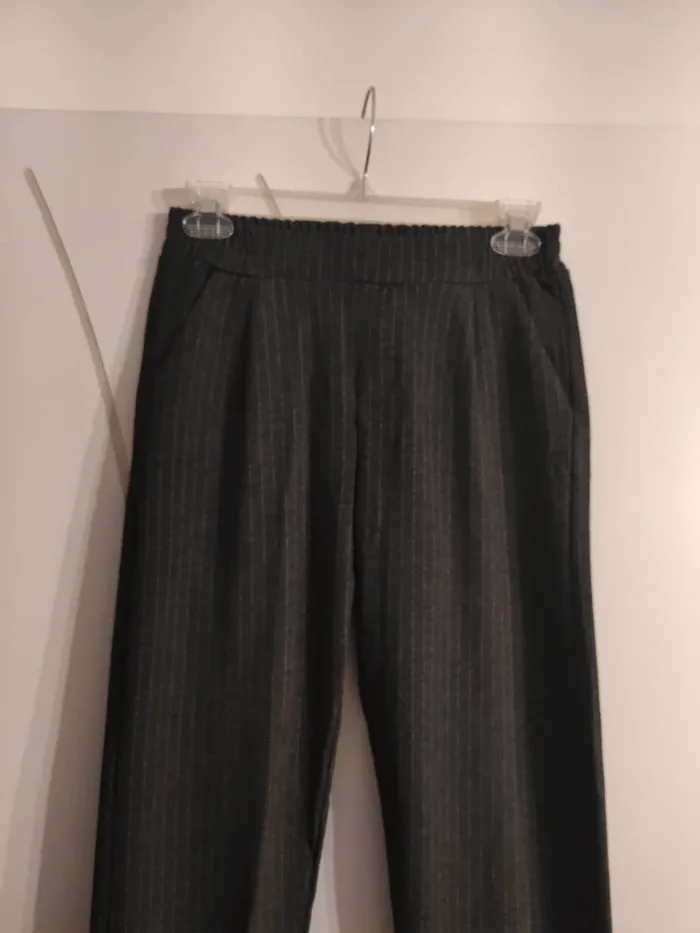 Pantalon fille droit Kiabi 12ans - photo numéro 2