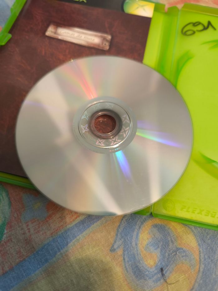 Xbox - tomb raider - photo numéro 2