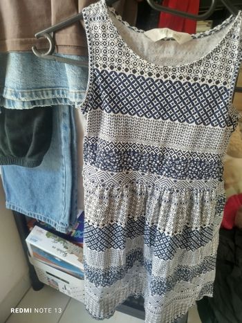 #kytie6ansfille. Robe sans manche taille 6/8 ans