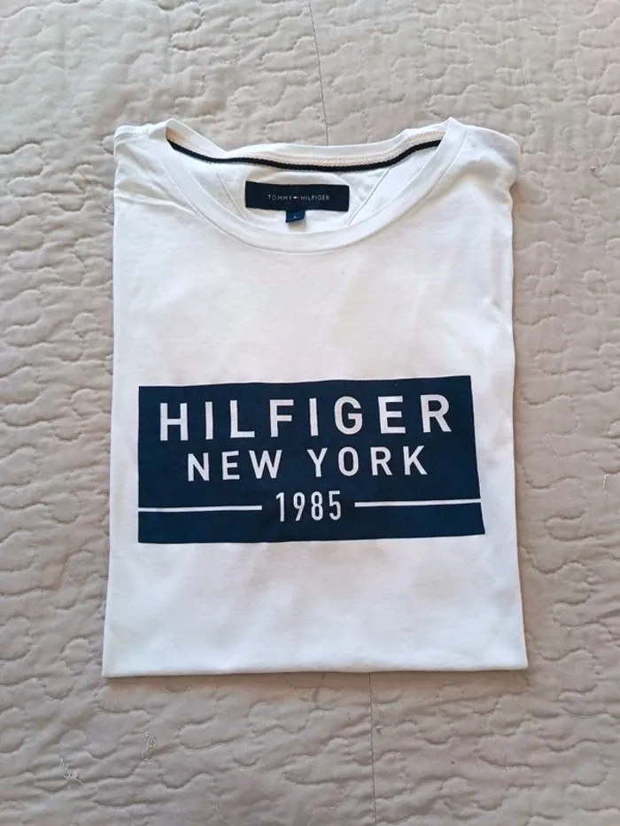 T-shirt à manches courtes Tommy Hilfiger taille L