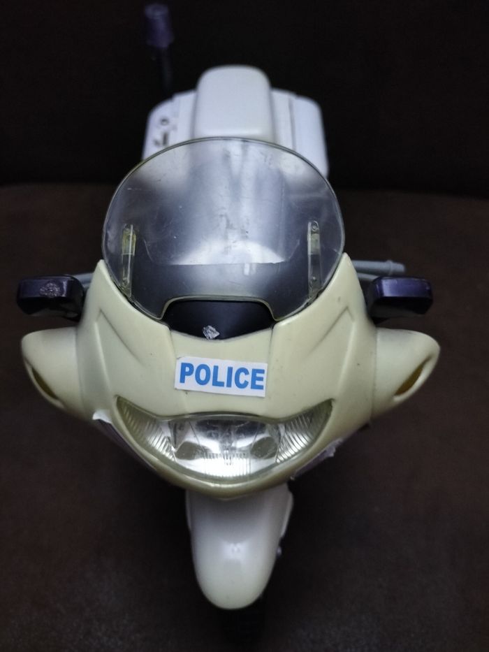 Moto police - photo numéro 5
