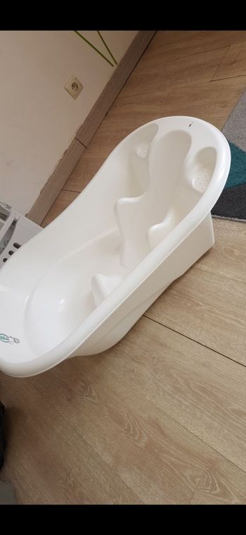Baignoir blanche