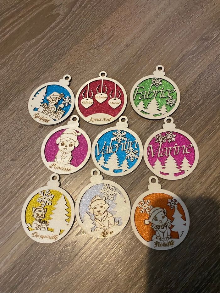 Boule de Noël en bois