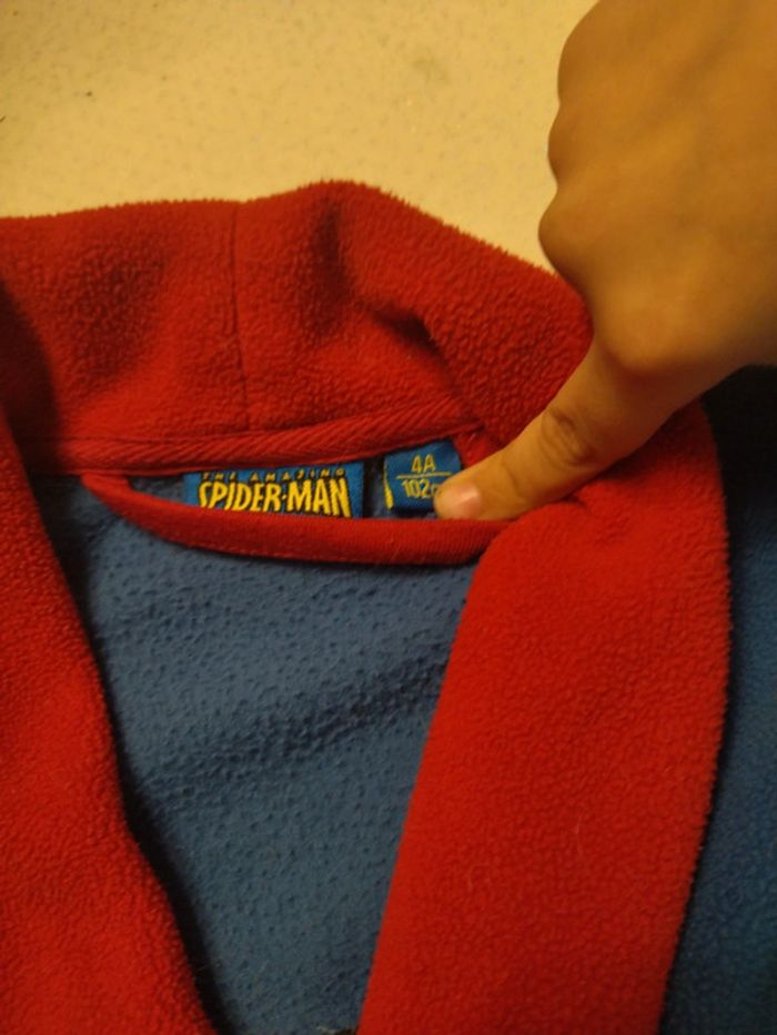 Robe de chambre spiderman 4 ans - photo numéro 5