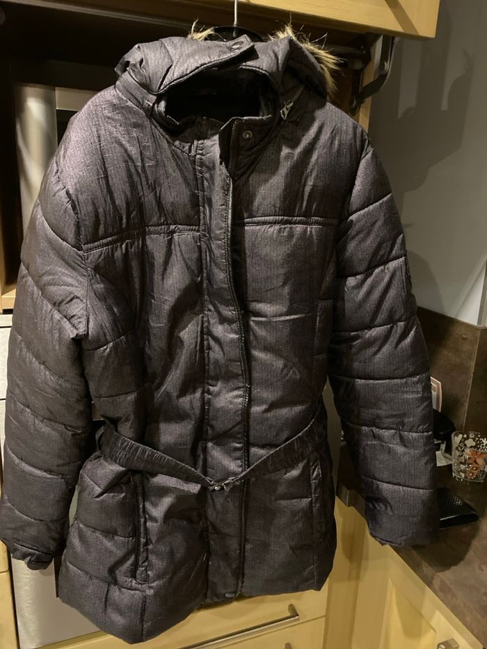 Blouson femme à capuche, taille 36