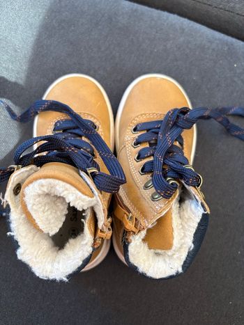 Bottines taille 24