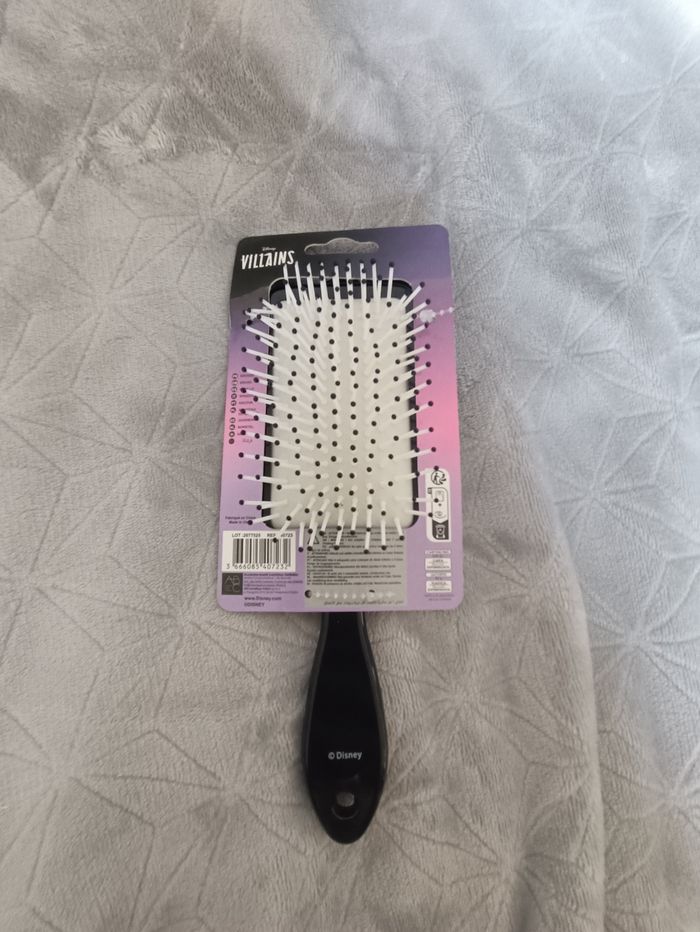 Brosse à cheveux neuve Disney vilains « Cruella » - photo numéro 3