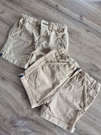 2 shorts kiabi 18 mois 