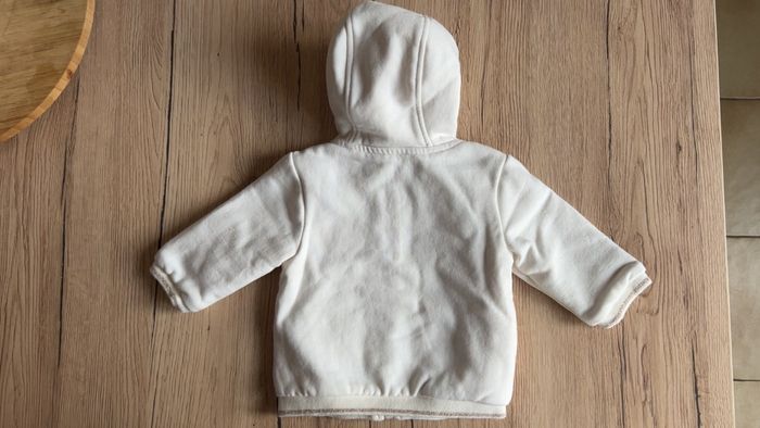 Gilet à capuche fermeture éclair - photo numéro 2