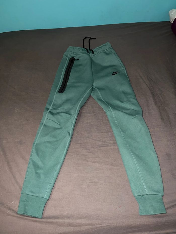 Jogging Nike taille XS unisex