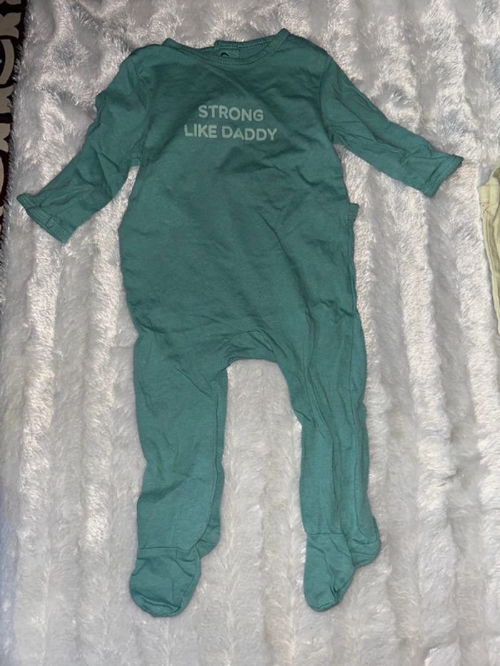 3 pyjamas une pièce - photo numéro 2