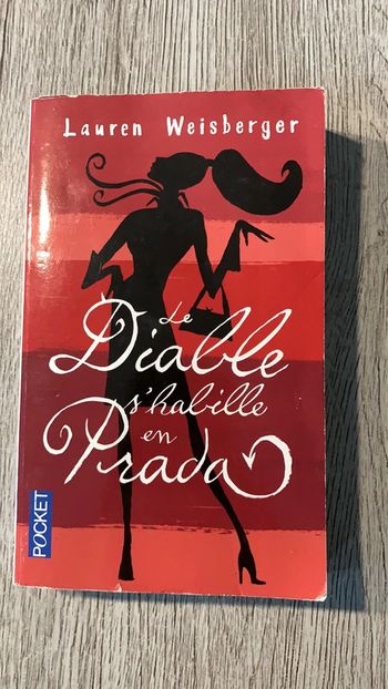 Livre le diable s’habille en prada