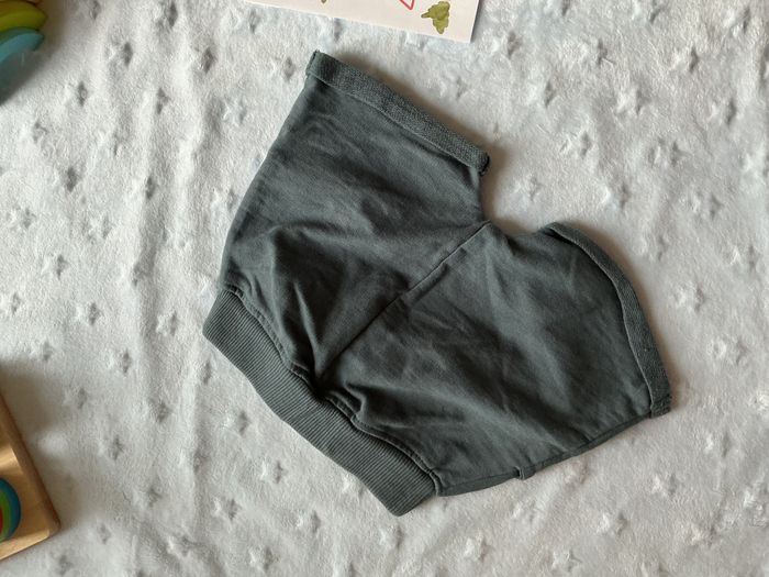 short bleu gris taille élastique avec poches 3 mois boite à malices - photo numéro 7