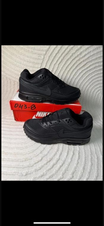 Air Max noir neuves taille 41