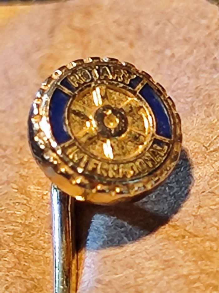 Ancienne épingle de veste du président Rotary - photo numéro 2