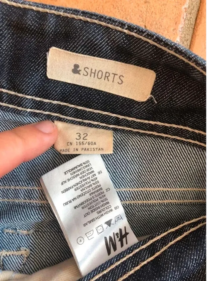 Short H&M  état  neuf (32) - photo numéro 3