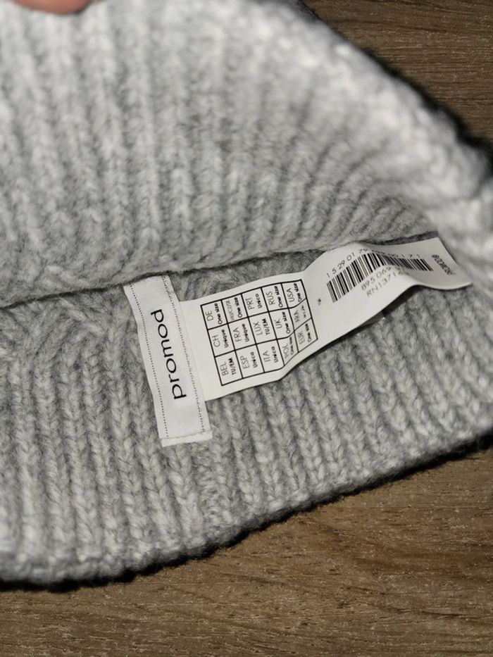Bonnet - photo numéro 2