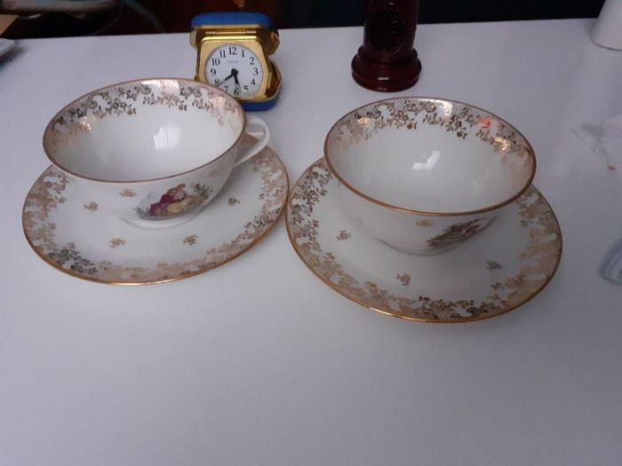 2 anciennes tasse et sous tasse france chauvigny véritable porcelaine