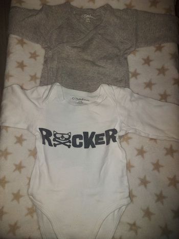 Lot de 2 bodies 12 mois