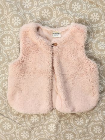 Gilet sans manches fausse fourrure rose tape à l'œil 18 mois