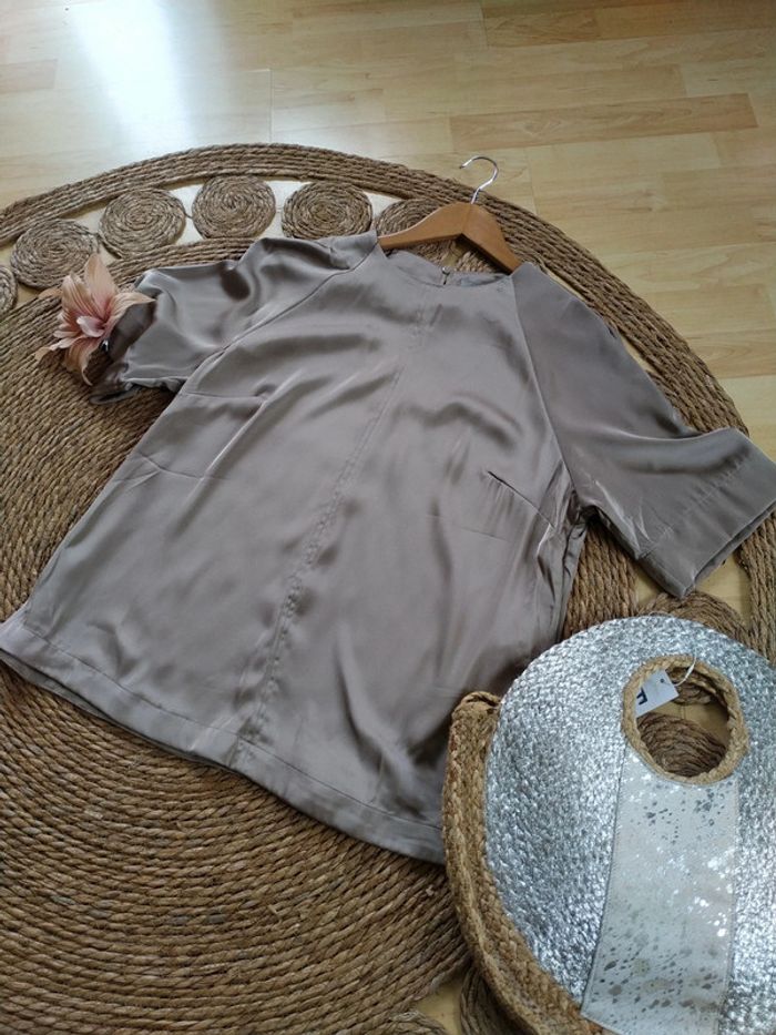 Top chic H&M taille M couleur beige - photo numéro 2