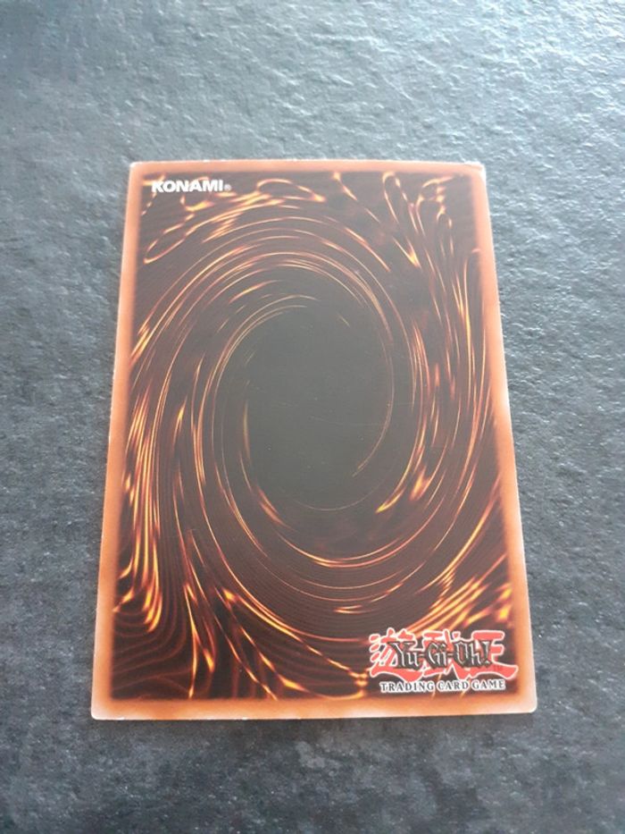 Carte Yu-Gi-Oh ! Canalisateur de magie SDSC-FR018 - photo numéro 2