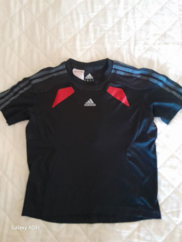 Tee   shirt  adidas