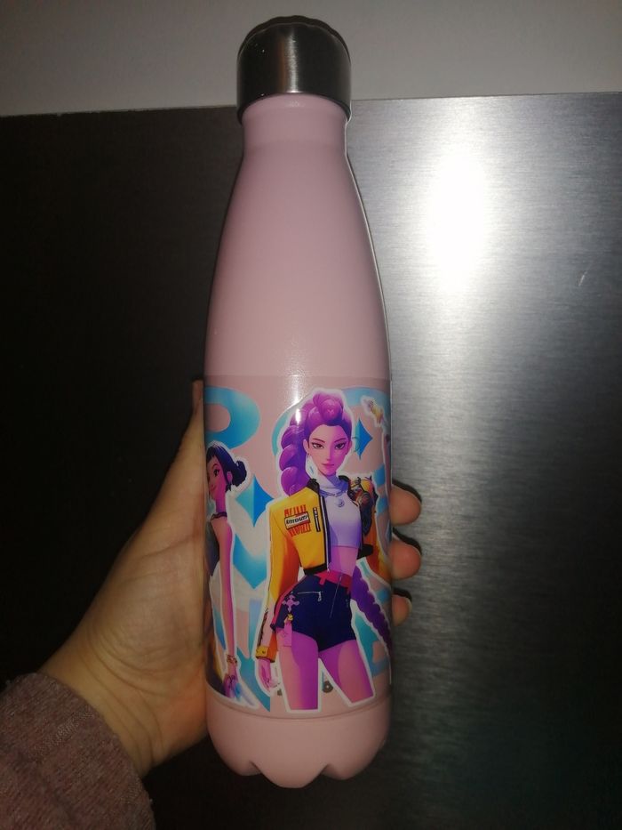 Gourde huntrix k pop a choix - photo numéro 2