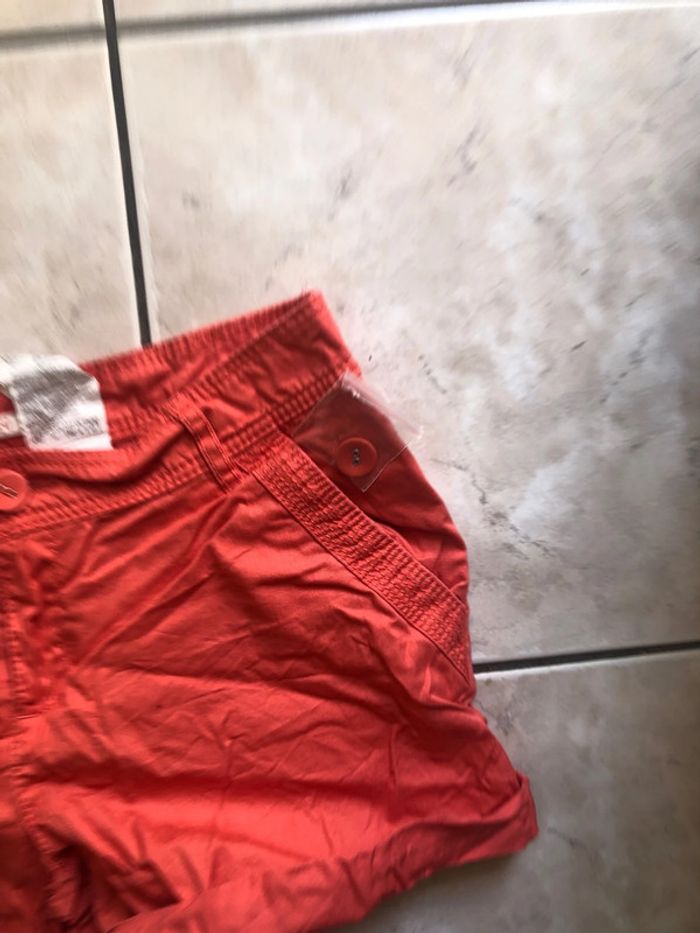 Short orange - photo numéro 4