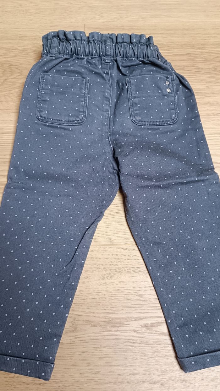Lot 2 jeans 24 mois - photo numéro 10