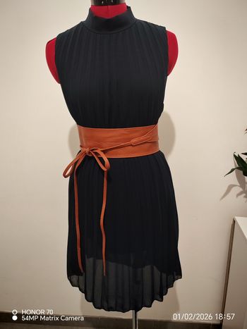 Robe plissée en soie 