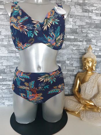 Maillot de bain fleuri T38/105G