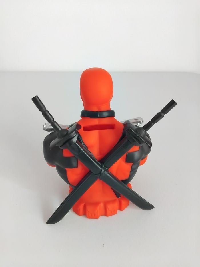 DEADPOOL Tirelire Marvel - photo numéro 3