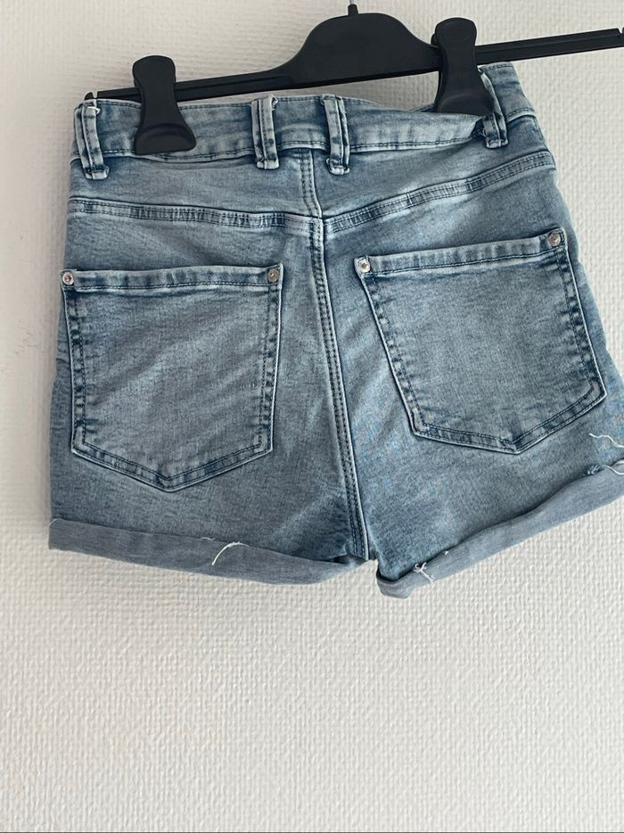 Short en jean’s - photo numéro 3