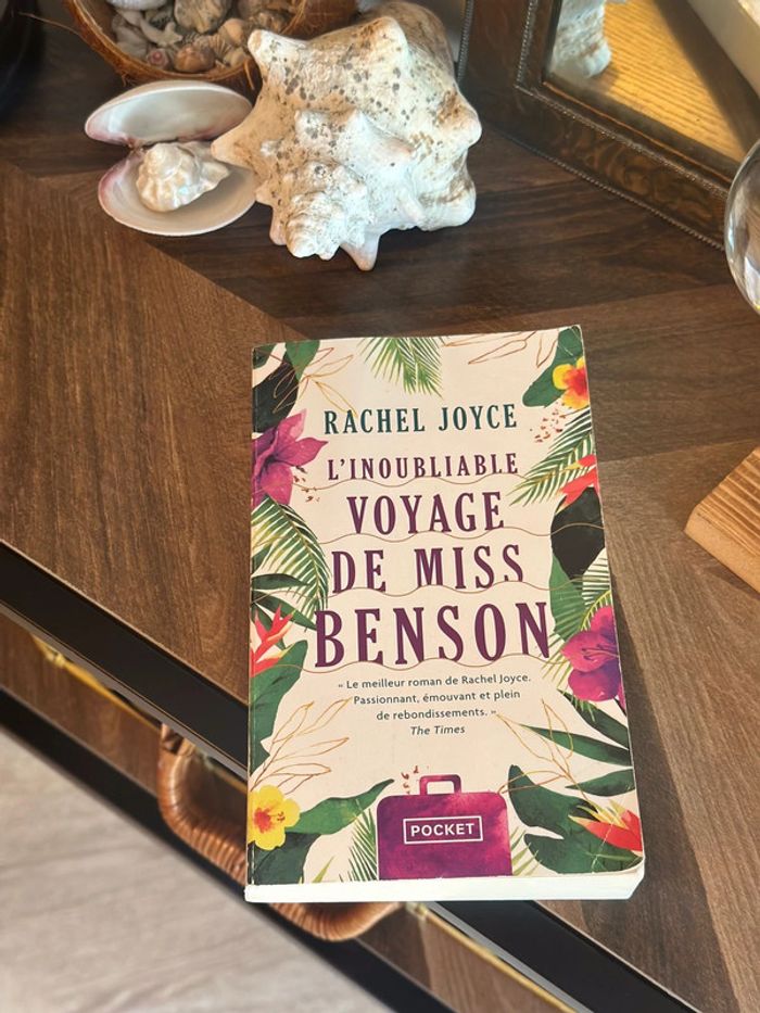 Livre L’inoubliable voyage de Miss Benson – Rachel Joyce