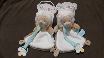 Doudou bébé nat' 15 euros ( neuf) 