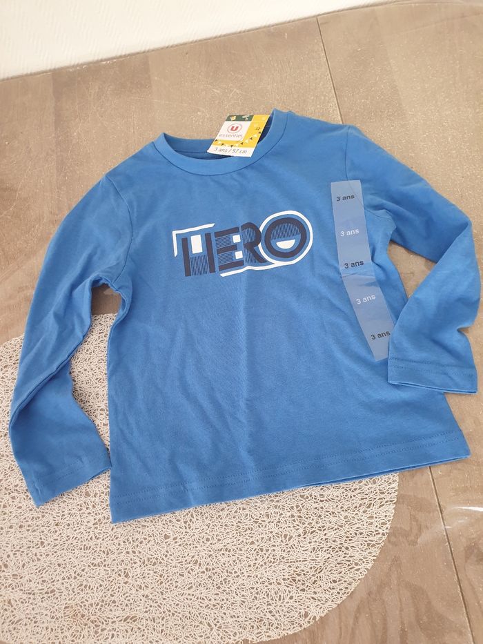 Sweatshirt 3 ans Neuf