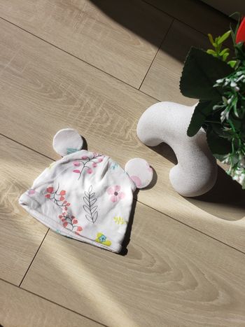 Bonnet 🎀 Primark 9-12 mois 2€