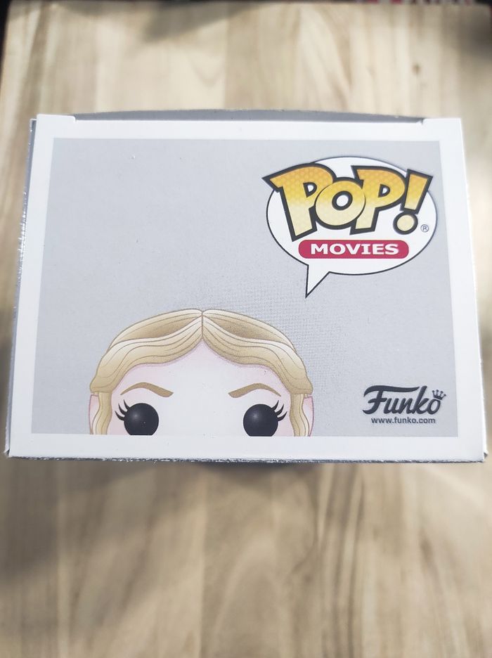 Figurine Funko pop Galadriel 631 ( Le Seigneur des Anneaux ) - photo numéro 5