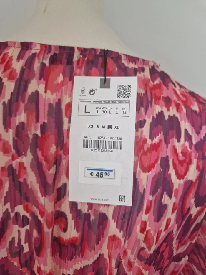 Robe zara volants rose manches courtes motifs violets col V taille élastique - photo numéro 6