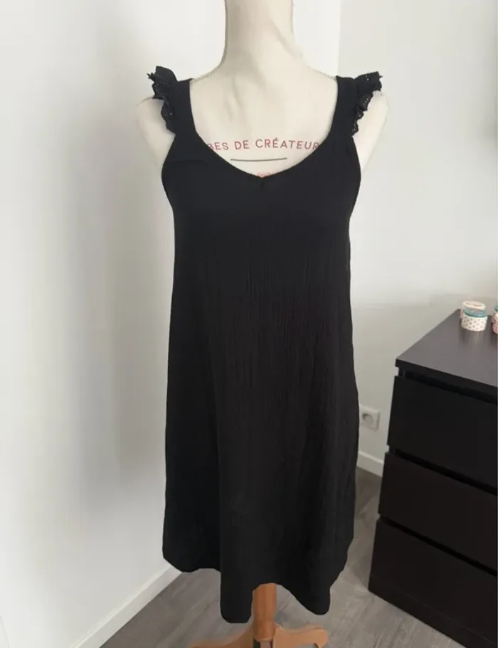 Robe d'été noire Camaïeu taille S ou 36