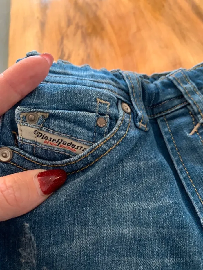Jean Diesel taille 6 mois - photo numéro 2